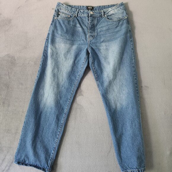 BOOHOO MAN Jeans Mens Size 36 RELAXED FIT MEN'S JEANS Light Wash Distressed - Picture 1 of 10